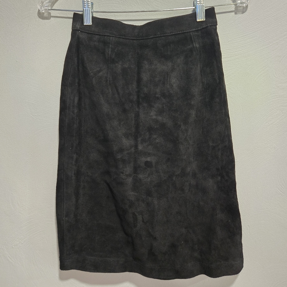 Wilsons• Suede And Leather Black Pencil Skirt. Sz 6